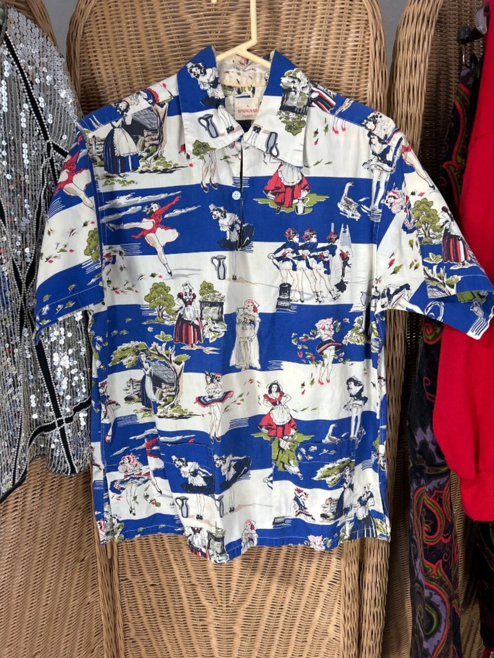 Vintage 1950s Mens Hawaiian Shirt Pin-Up Girl Can-Can Dancer Maid Atomic Print